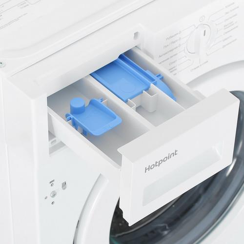 Встраиваемая стиральная машина Hotpoint BI WMHD 7282 V